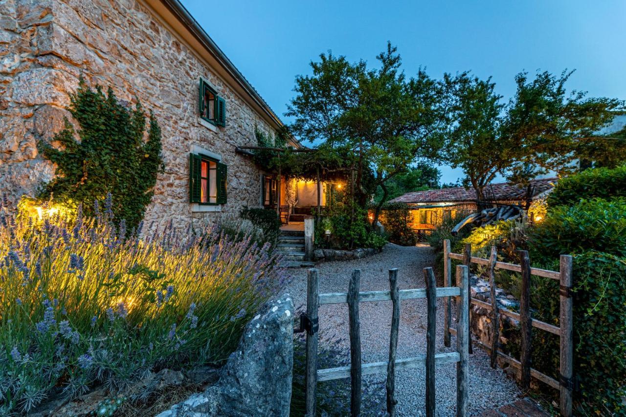 Villa Lindraze Добринь Экстерьер фото